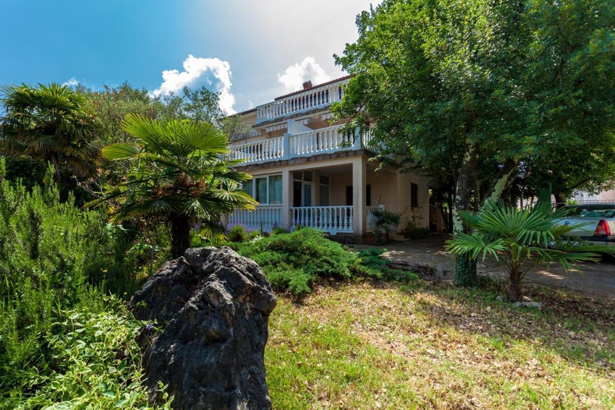 Apartments Magdalena Малинска Экстерьер фото