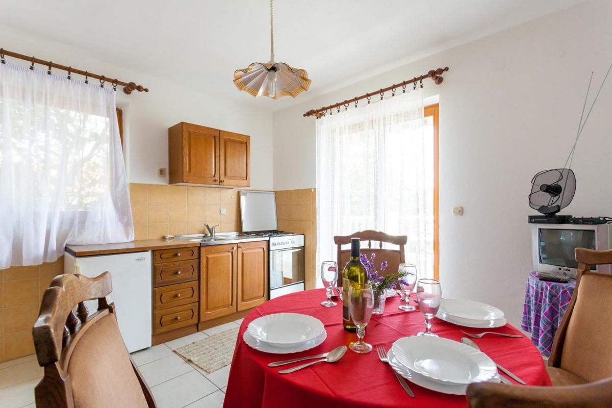 Apartments Magdalena Малинска Экстерьер фото