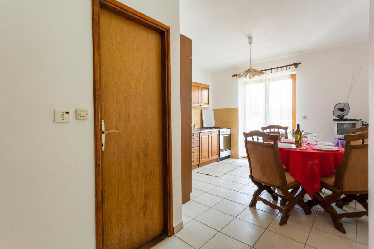 Apartments Magdalena Малинска Экстерьер фото