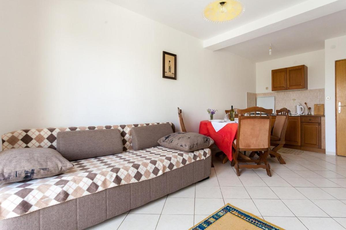 Apartments Magdalena Малинска Экстерьер фото